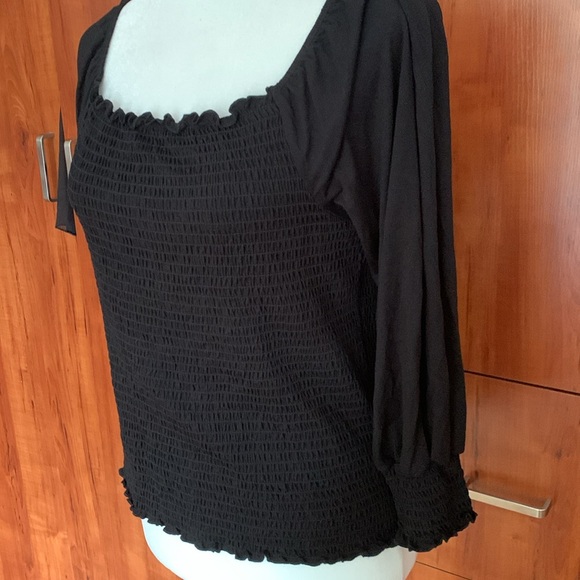 Venice Love Smocked Squareneck Top - Picture 6 of 9